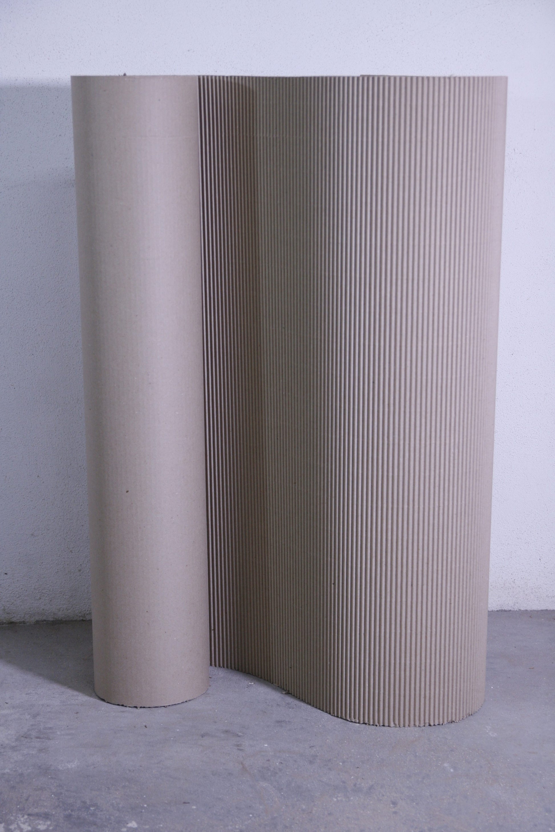 Rolo de cartão canelado — embalagem de protecção para vidro, cerâmica e electrónicos, larguras 40 a 120 cm