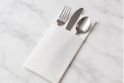 Guardanapo Kanguru 40x40 com bolso para talheres em mármore branco — RAS Embalagens