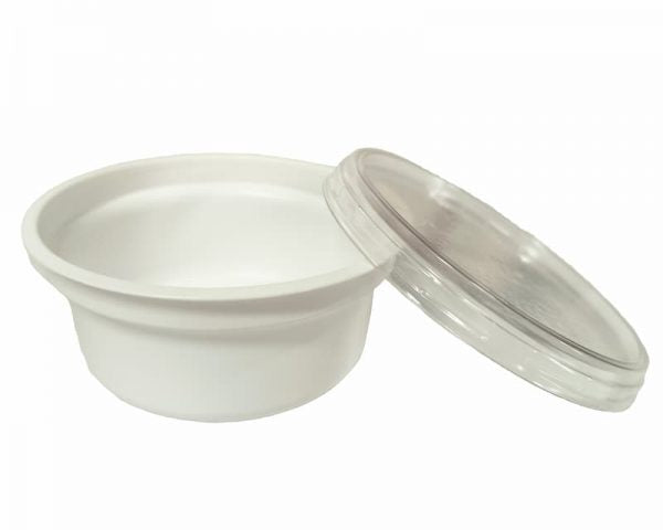 Taça plástica branca 200ml com tampa transparente para sobremesas individuais em restauração — RAS Embalagens